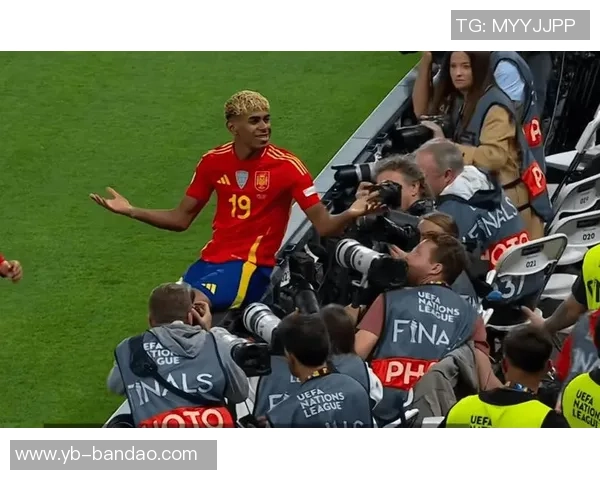 五大联赛进攻三区传球数据揭晓佩德里领衔亚马尔姆巴佩紧随其后